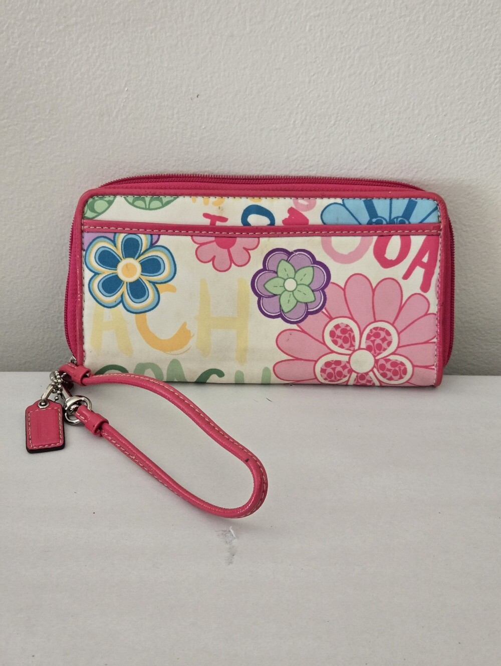 Coach Poppy Daisy Scribble Floral Hot Pink Nylon Faux Leather Zippered Wallet